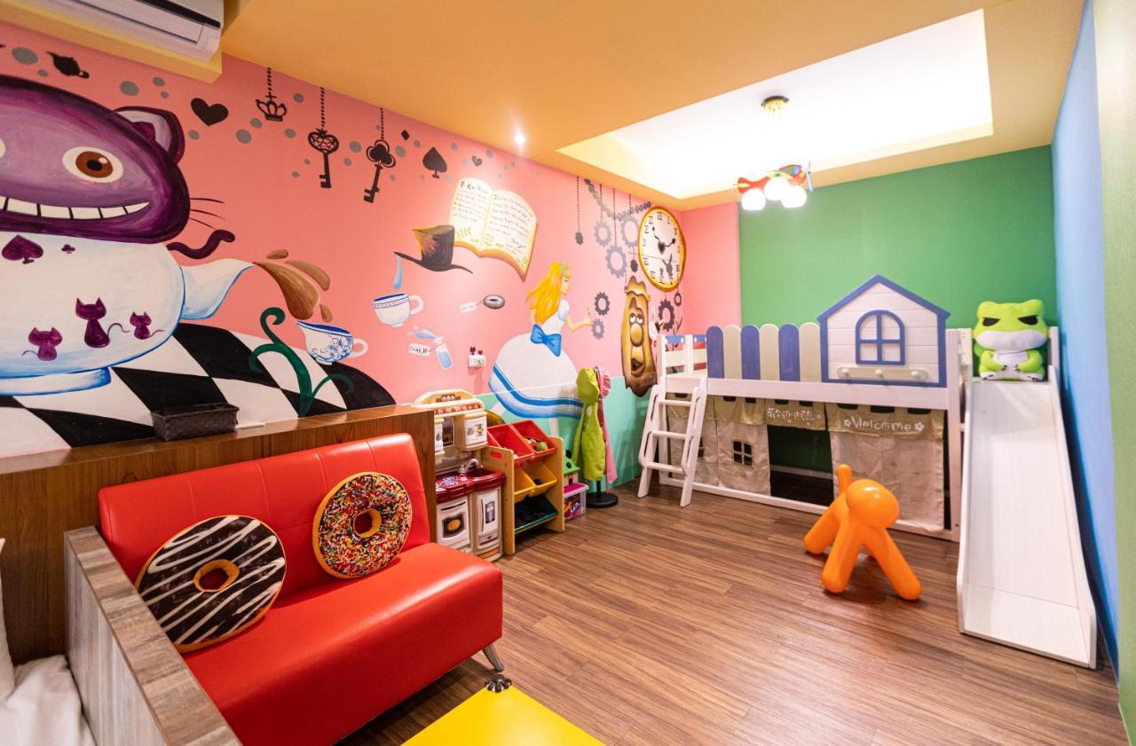 Fun Kids B&B Хуалянь Экстерьер фото